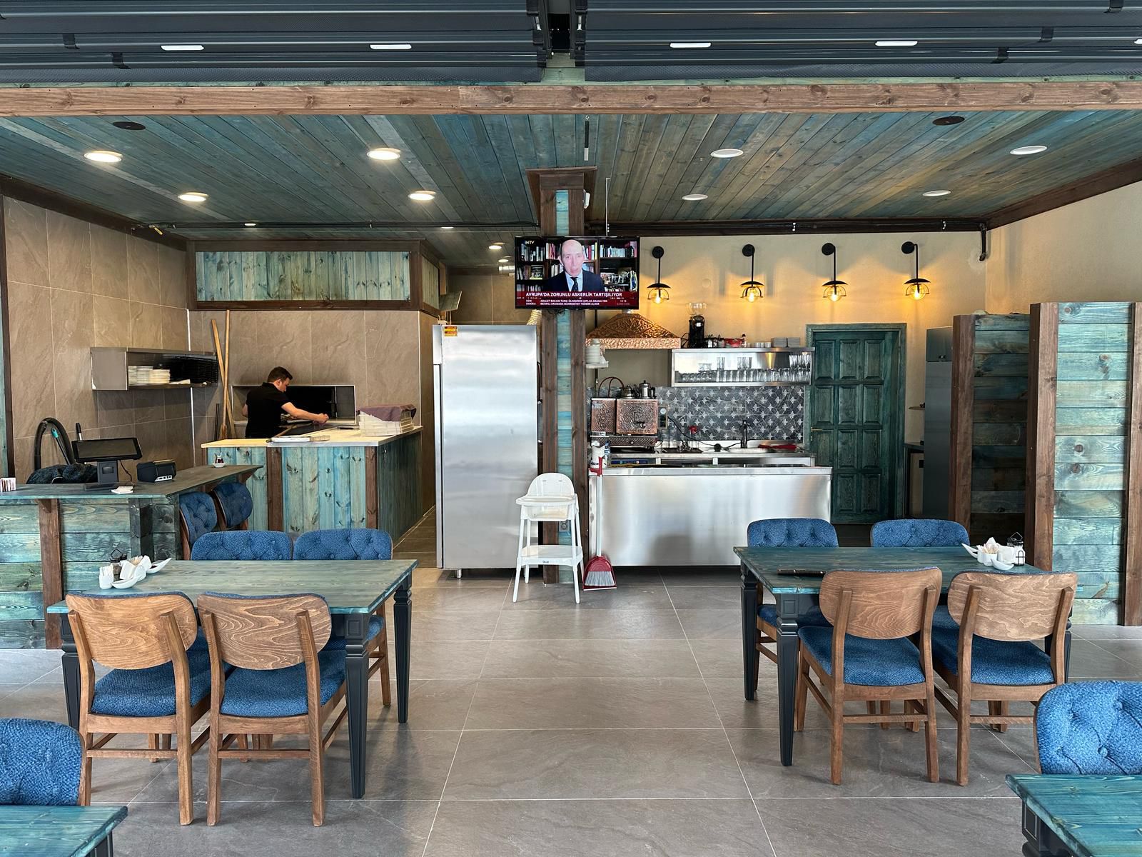 Şükrü Bey Köftecisi iç mekan — Ankara Beştepe geleneksel Türk mutfağı ve toplu yemek hizmeti